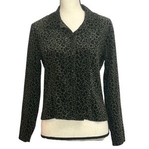 Studio Ease Blouse 8P Green Animal Print Button Down